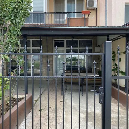 Apartment Дом Зора *